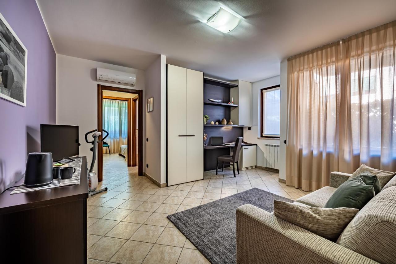 Casa Vacanze Arianna Rosia Esterno foto
